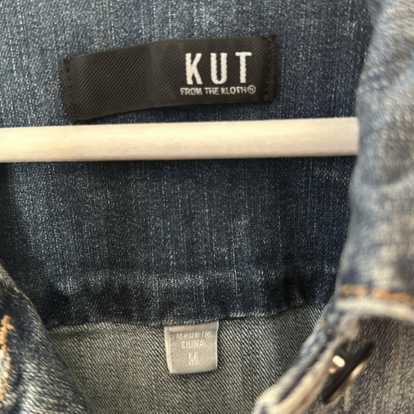 Jean jacket - Picture 2 of 3